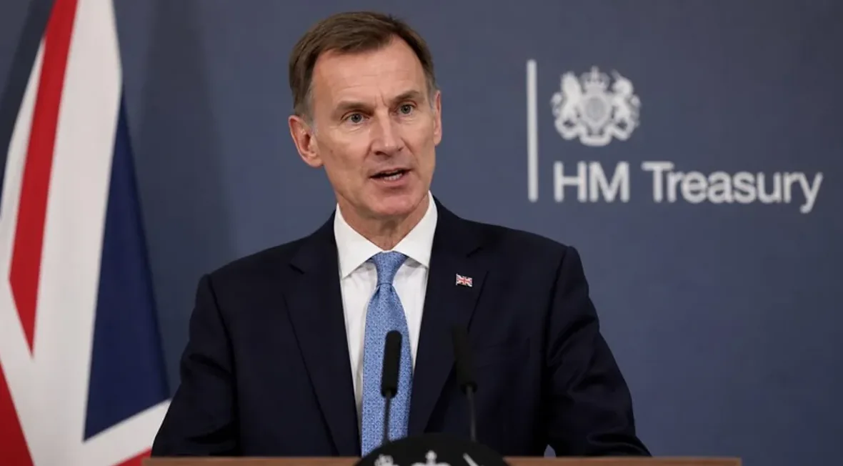 Starmer Pledges NHS Overhaul as Waiting Lists Persist