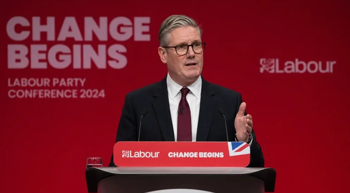 Labour pledges £8bn NHS overhaul as waiting lists hit record