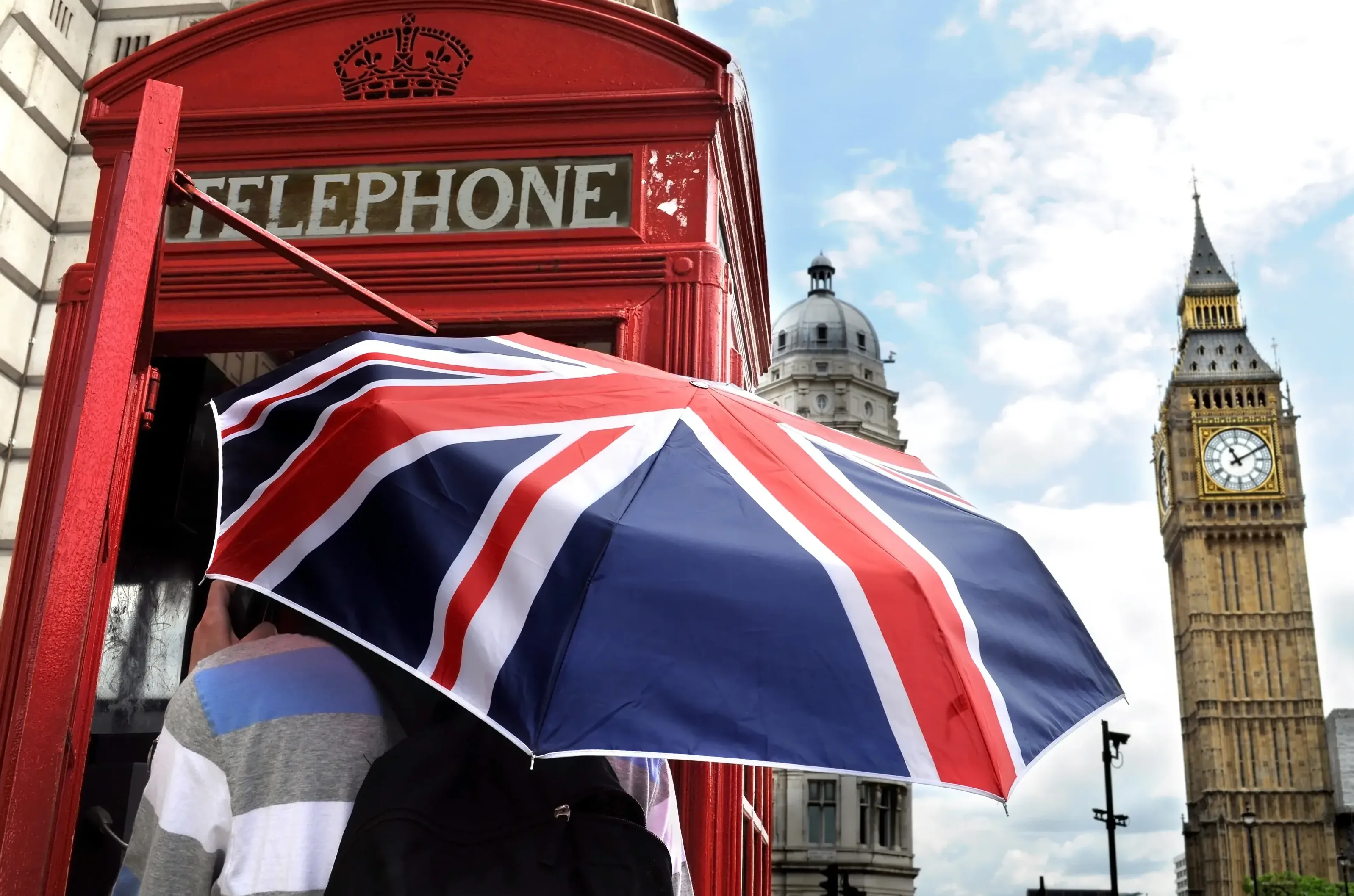 UK unveils stricter AI regulation framework